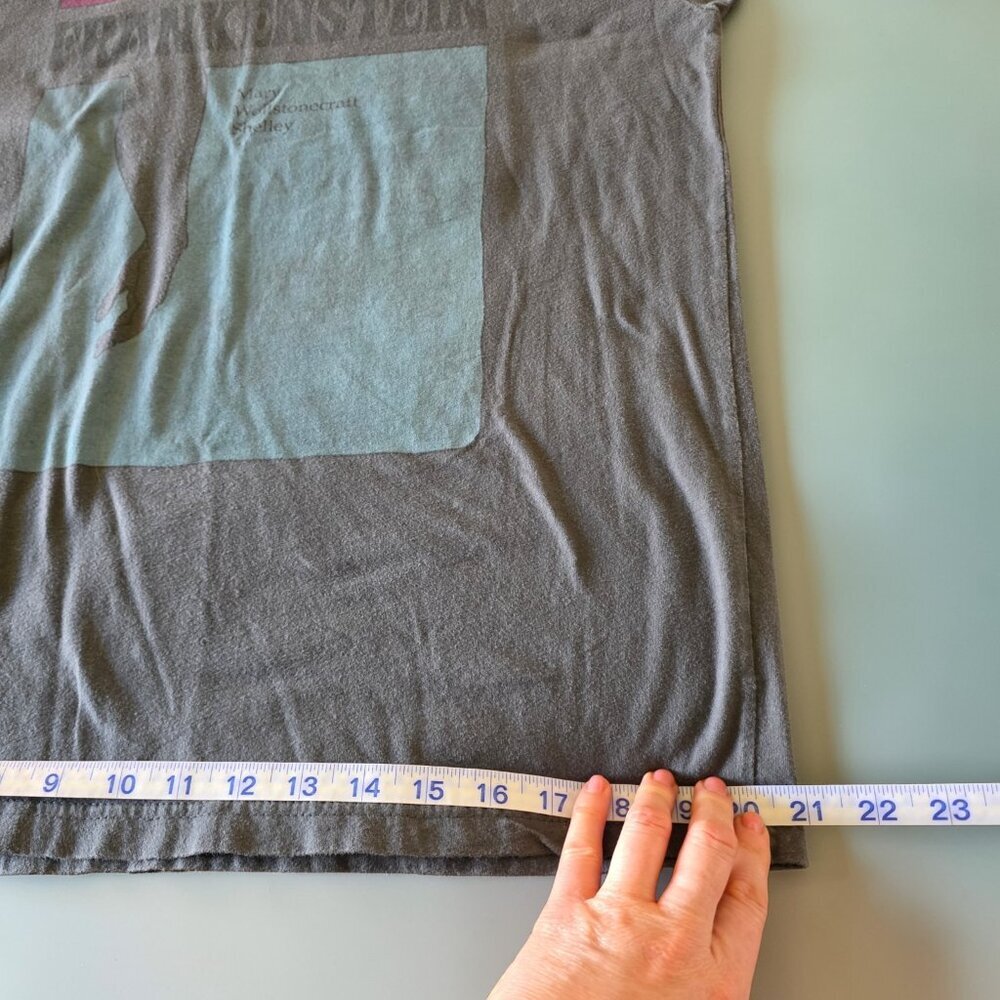 Frankenstein Mary Shelley Graphic Tee Gray Large - Picture 10 of 13